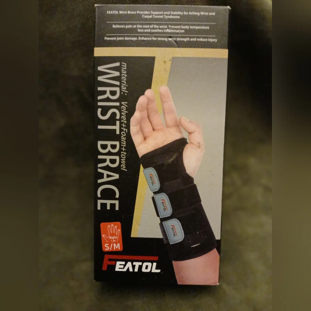 Black Wrist Support Brace S